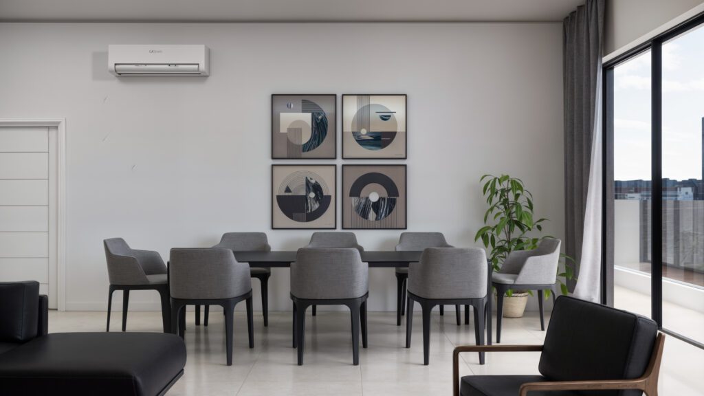 Espace salon + salle à manger d'un appartement F4 de la résidence Maasina