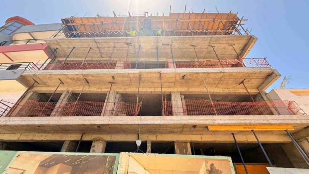 vue de la façade avant du chantier safietou